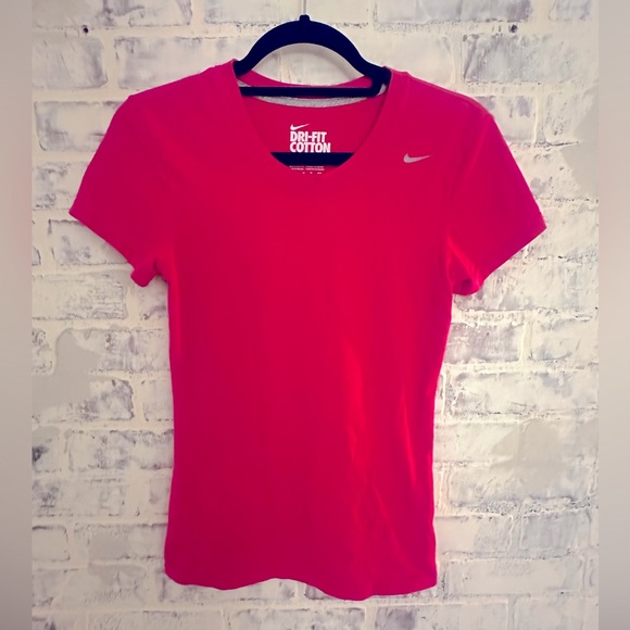 Nike dry fit cotton blend tee hot pink - Picture 1 of 5